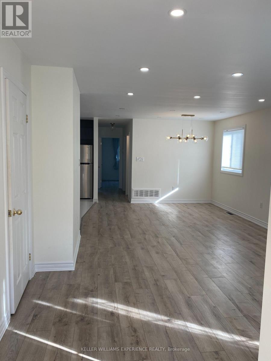 Upper - 23 Butternut Drive, Barrie, Ontario  L4N 0E3 - Photo 7 - S12647222