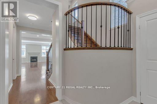 140 Cherryhurst Road, Oakville, Ontario  L6M 0W1 - Photo 6 - W12647218