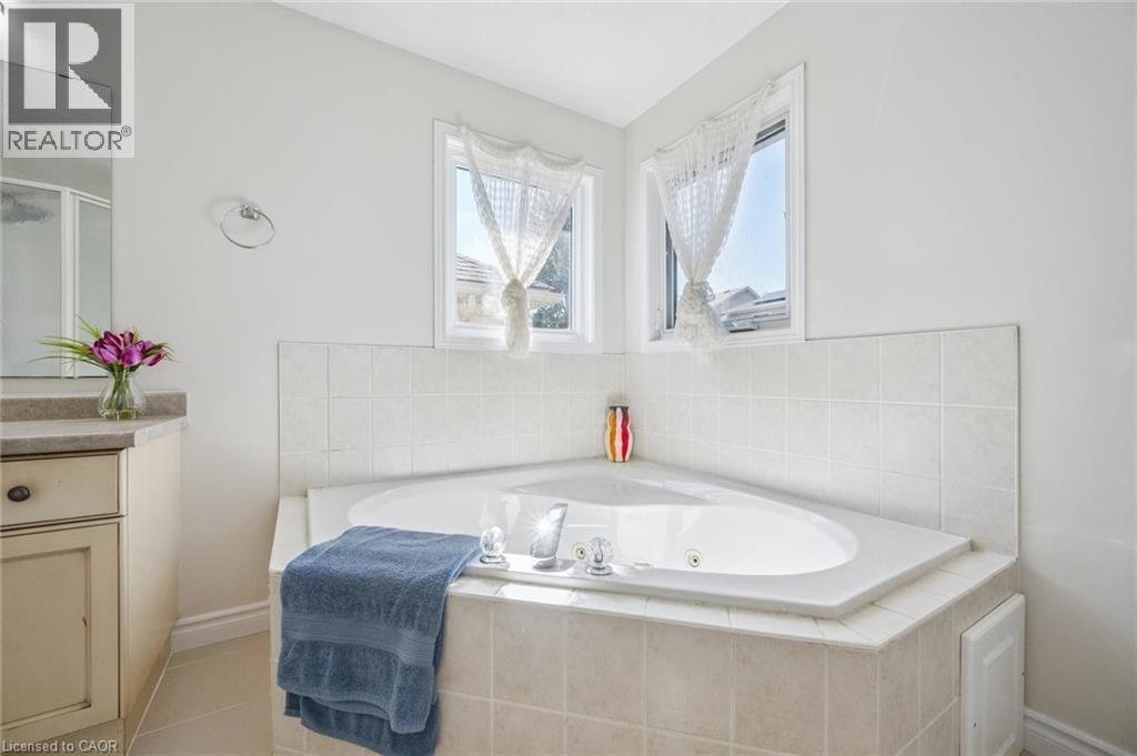 723 Black Cherry Street, Waterloo, Ontario  N2V 2P3 - Photo 21 - 40794431