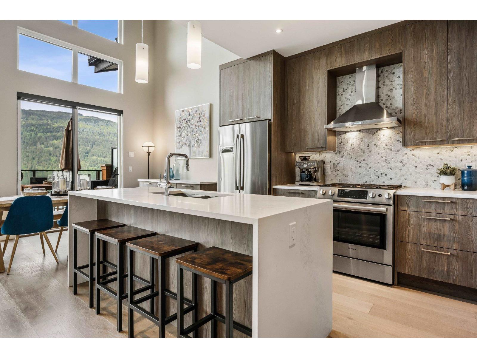 302 3175 Columbia Valley Road, Cultus Lake North, Chilliwack, British Columbia  V2R 6C2 - Photo 12 - R3074781