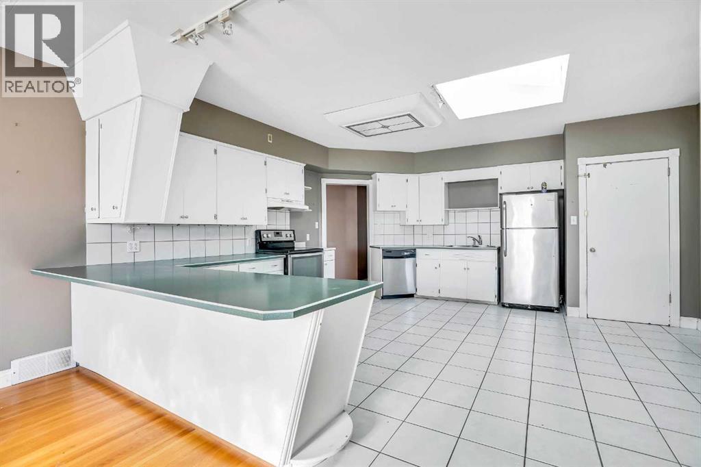 185 Cornwallis Drive Nw, Calgary, Alberta  T2K 1V4 - Photo 44 - A2258677