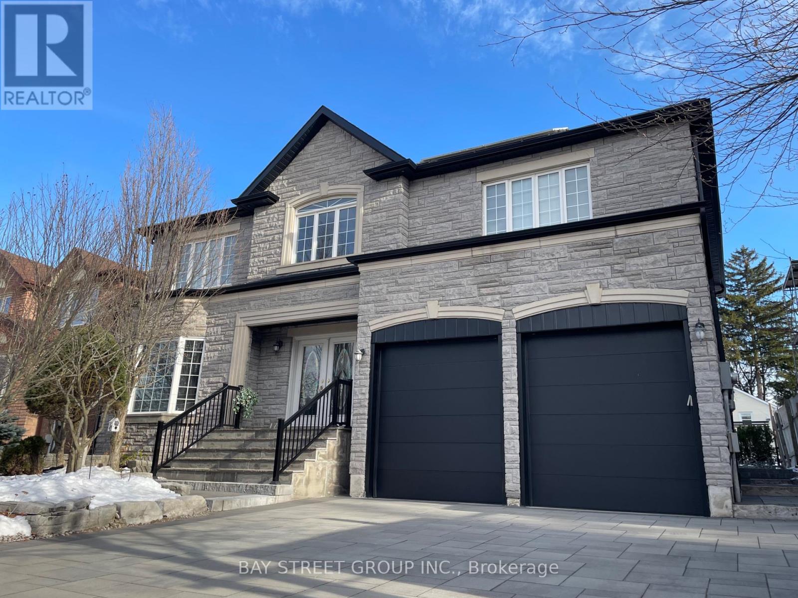 17 DUNVEGAN DRIVE, Richmond Hill, Ontario