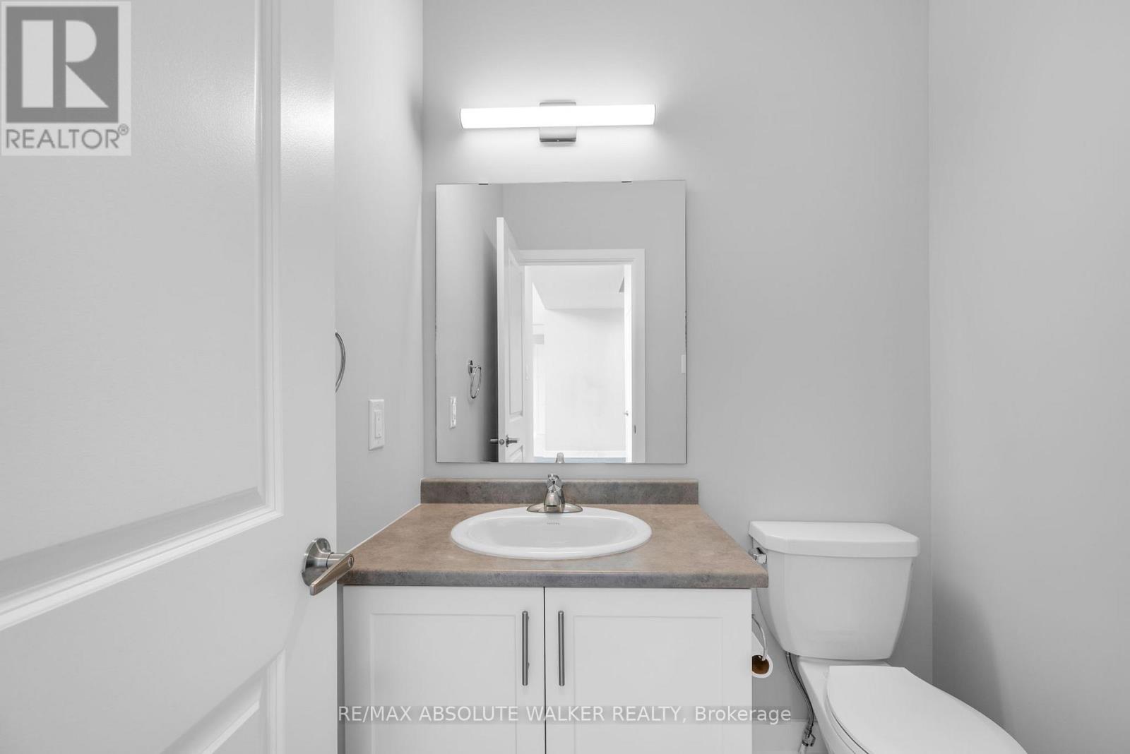 584 Paakanaak Avenue, Ottawa, Ontario  K1X 0J6 - Photo 19 - X12647232