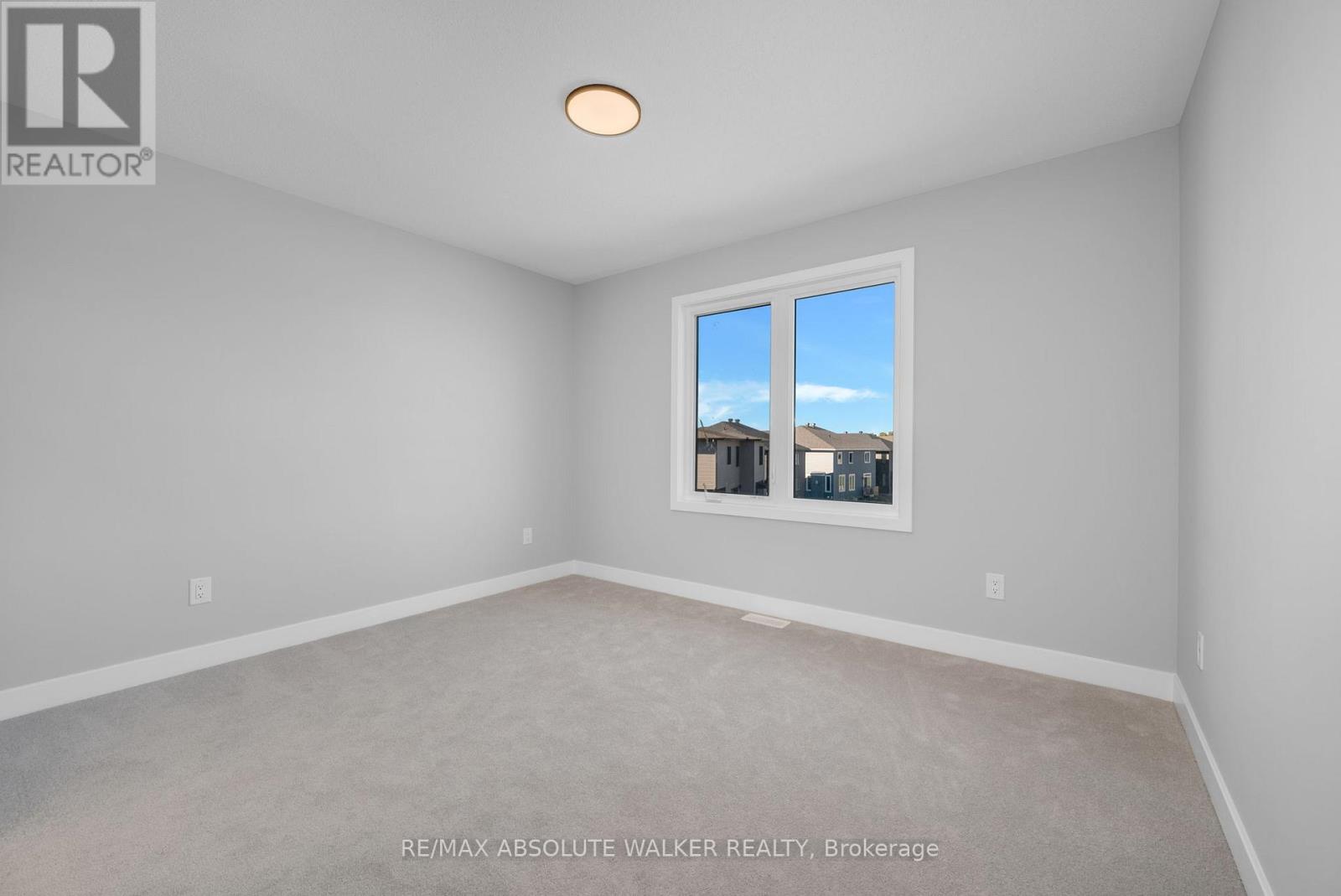 584 Paakanaak Avenue, Ottawa, Ontario  K1X 0J6 - Photo 22 - X12647232