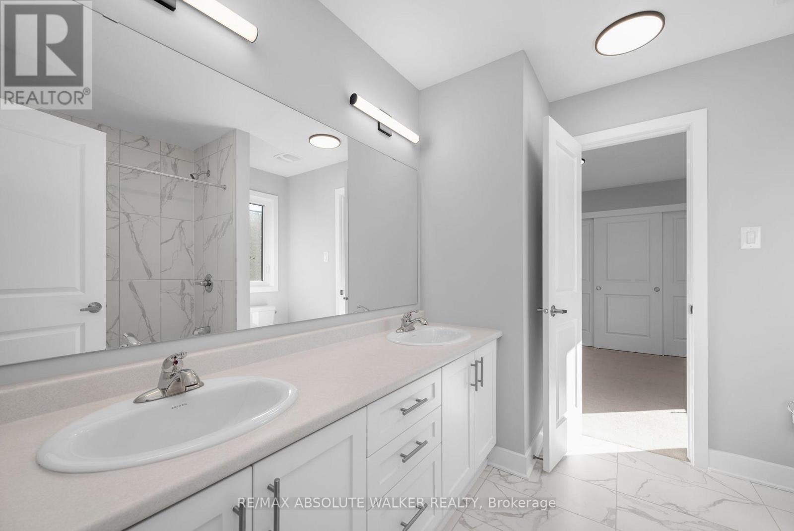 584 Paakanaak Avenue, Ottawa, Ontario  K1X 0J6 - Photo 24 - X12647232