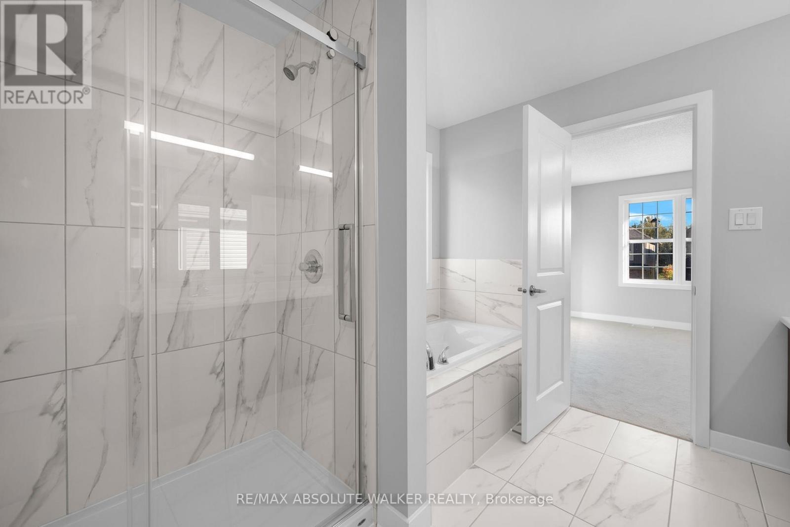 584 Paakanaak Avenue, Ottawa, Ontario  K1X 0J6 - Photo 33 - X12647232