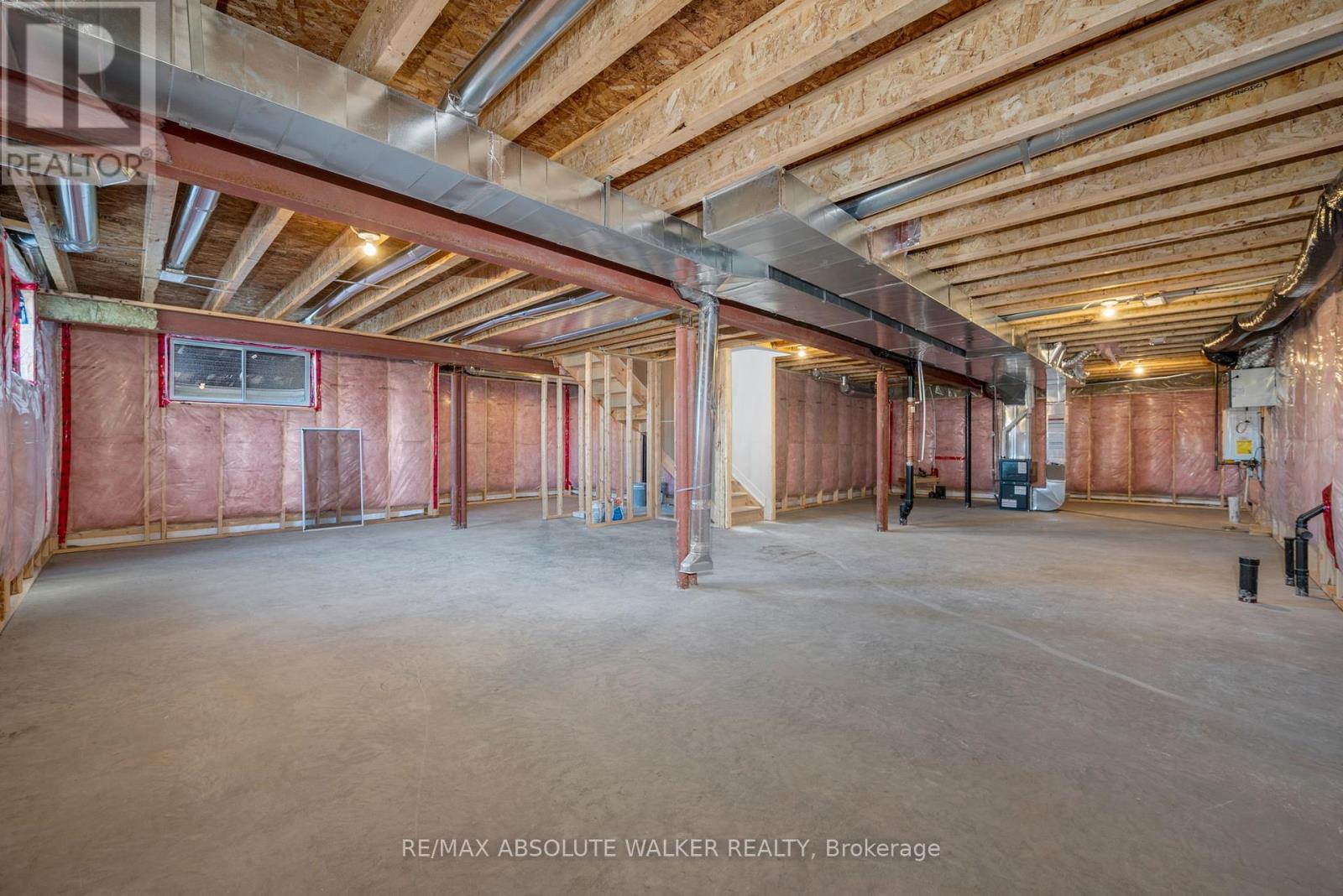 584 Paakanaak Avenue, Ottawa, Ontario  K1X 0J6 - Photo 38 - X12647232