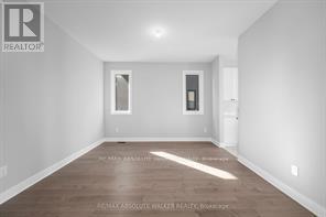 584 Paakanaak Avenue, Ottawa, Ontario  K1X 0J6 - Photo 7 - X12647232