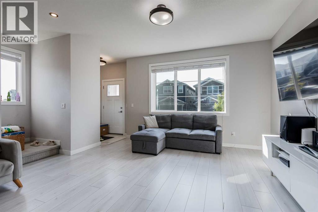 104 Red Embers Manor Ne, Calgary, Alberta  T3N 1K7 - Photo 3 - A2257004