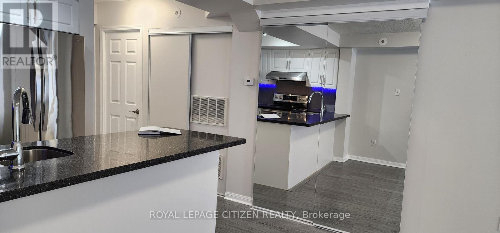 2048 - 75 George Appleton Way, Toronto, Ontario  M3M 0A2 - Photo 10 - W12647238