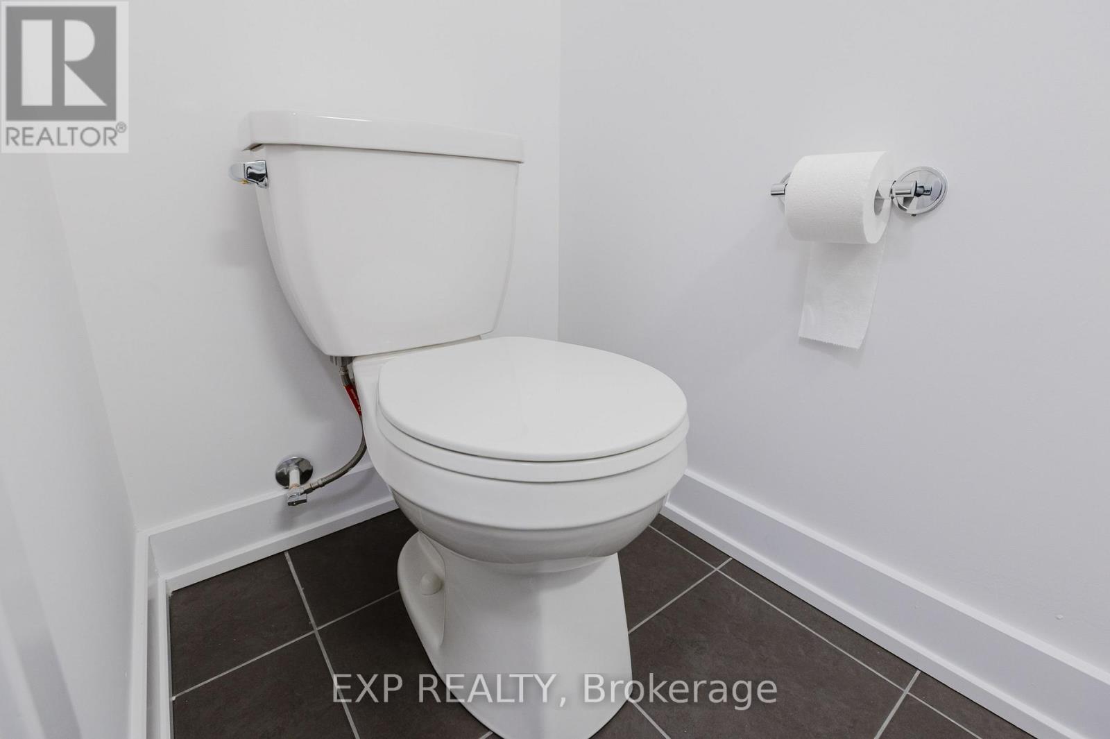 203 Silhouette Private, Ottawa, Ontario K2J 7J8 - Photo 16 - X12647244