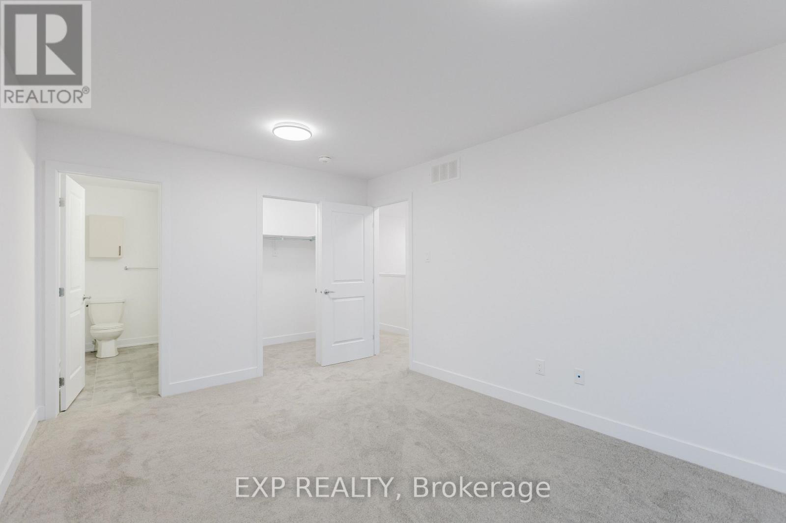 203 Silhouette Private, Ottawa, Ontario K2J 7J8 - Photo 19 - X12647244