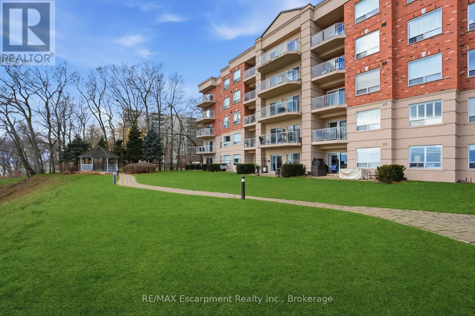 301 - 5188 Lakeshore Road, Burlington, Ontario  L7L 6P4 - Photo 45 - W12647242