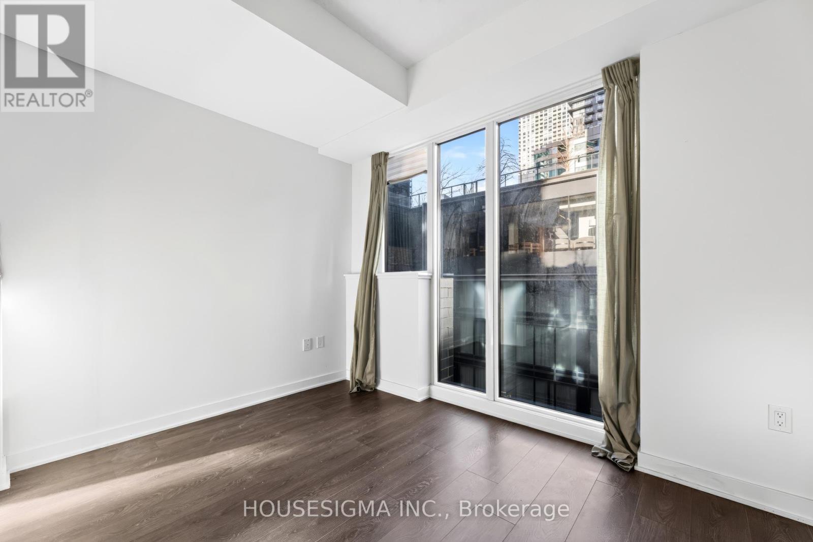 806 - 115 Blue Jays Way, Toronto, Ontario  M5V 0N4 - Photo 13 - C12647264