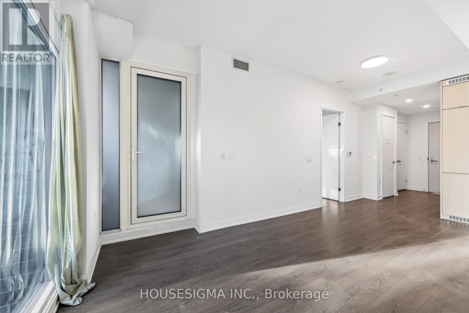 806 - 115 Blue Jays Way, Toronto, Ontario  M5V 0N4 - Photo 14 - C12647264