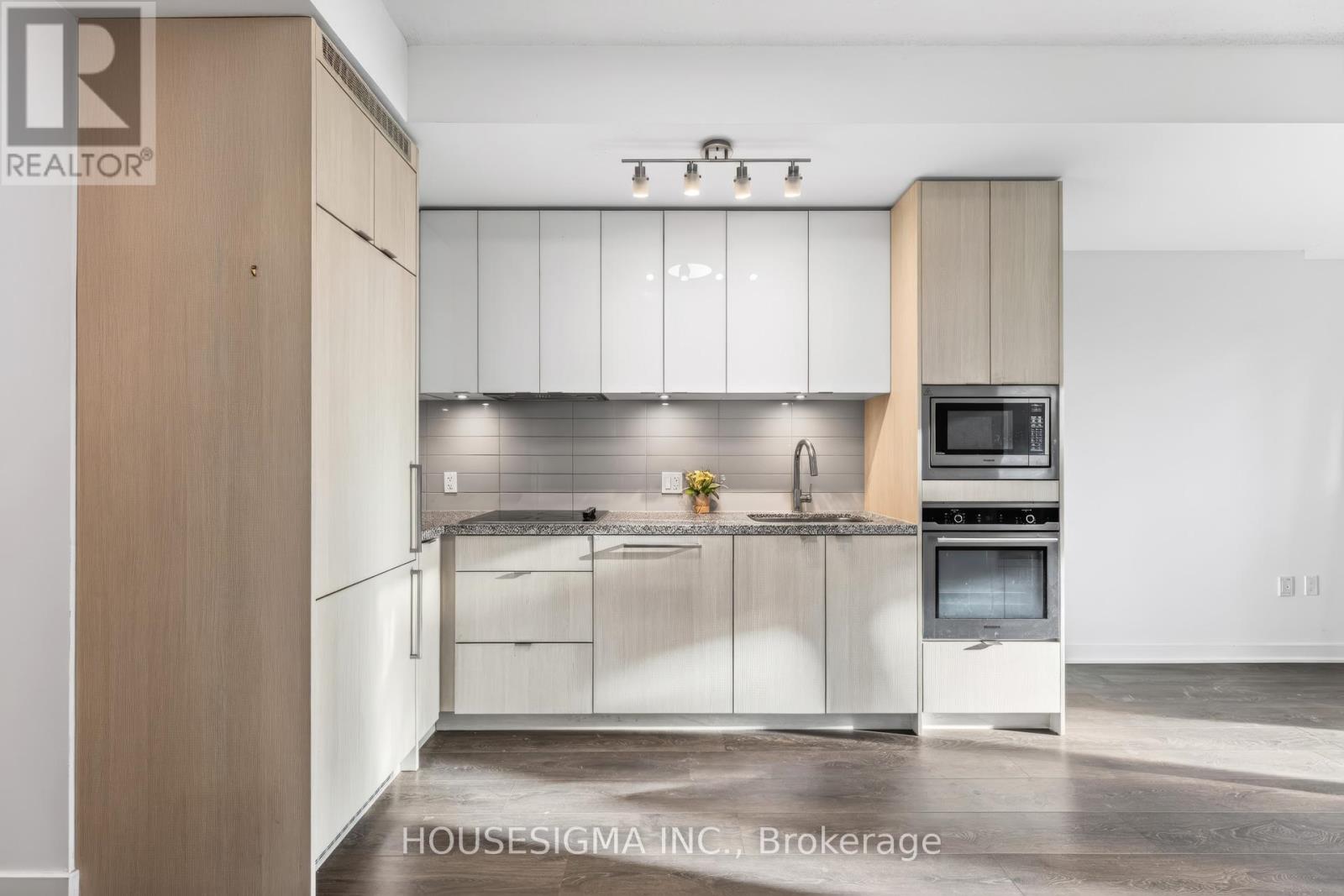 806 - 115 Blue Jays Way, Toronto, Ontario  M5V 0N4 - Photo 17 - C12647264