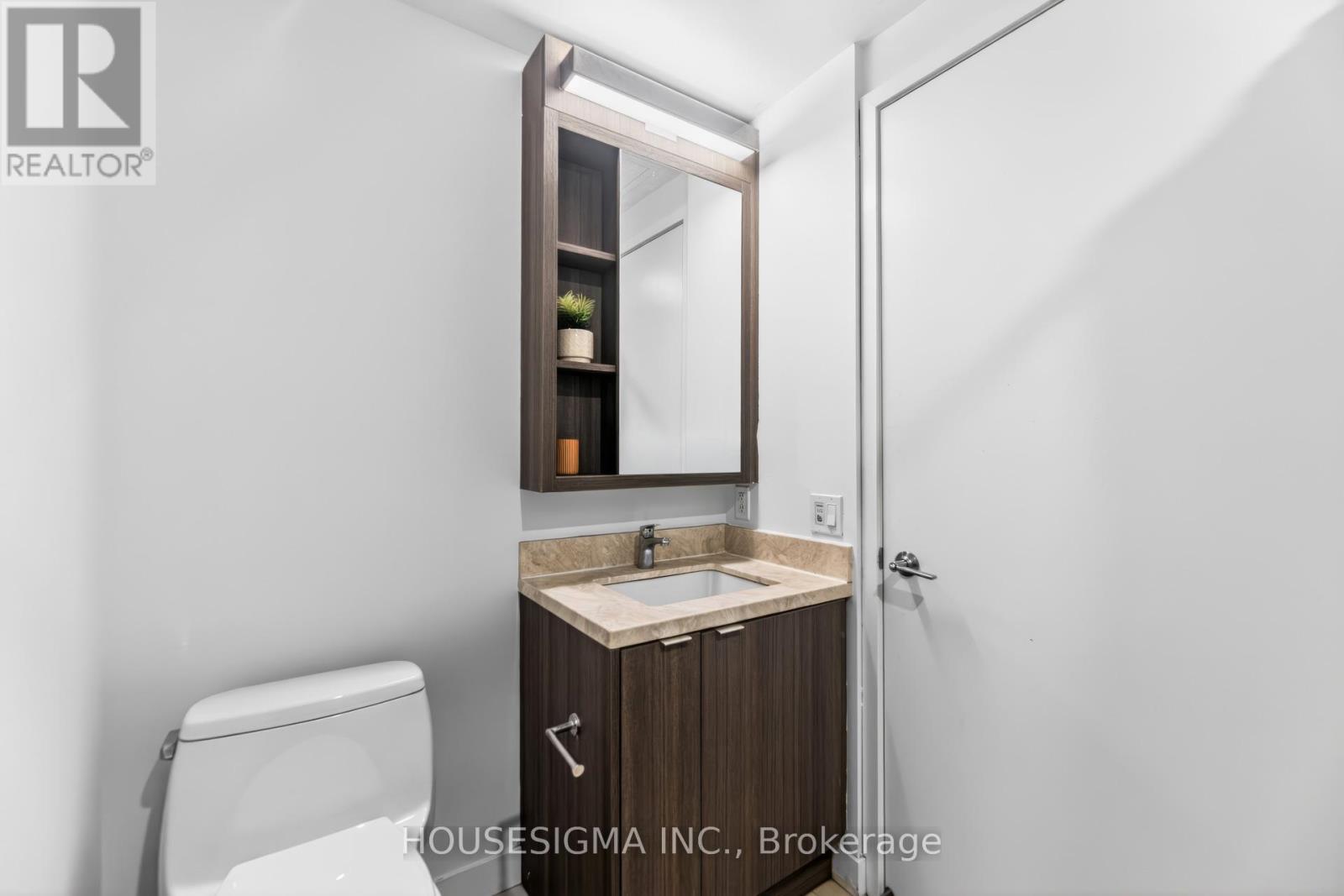 806 - 115 Blue Jays Way, Toronto, Ontario  M5V 0N4 - Photo 24 - C12647264