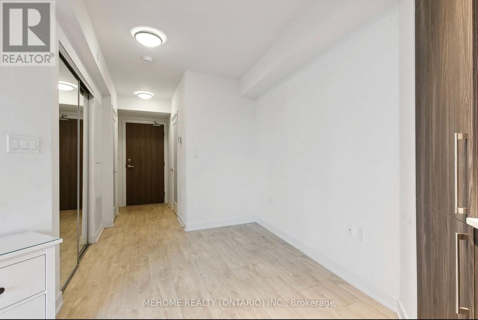 301w - 27 Bathurst Street, Toronto, Ontario  M5V 0R1 - Photo 4 - C12647268