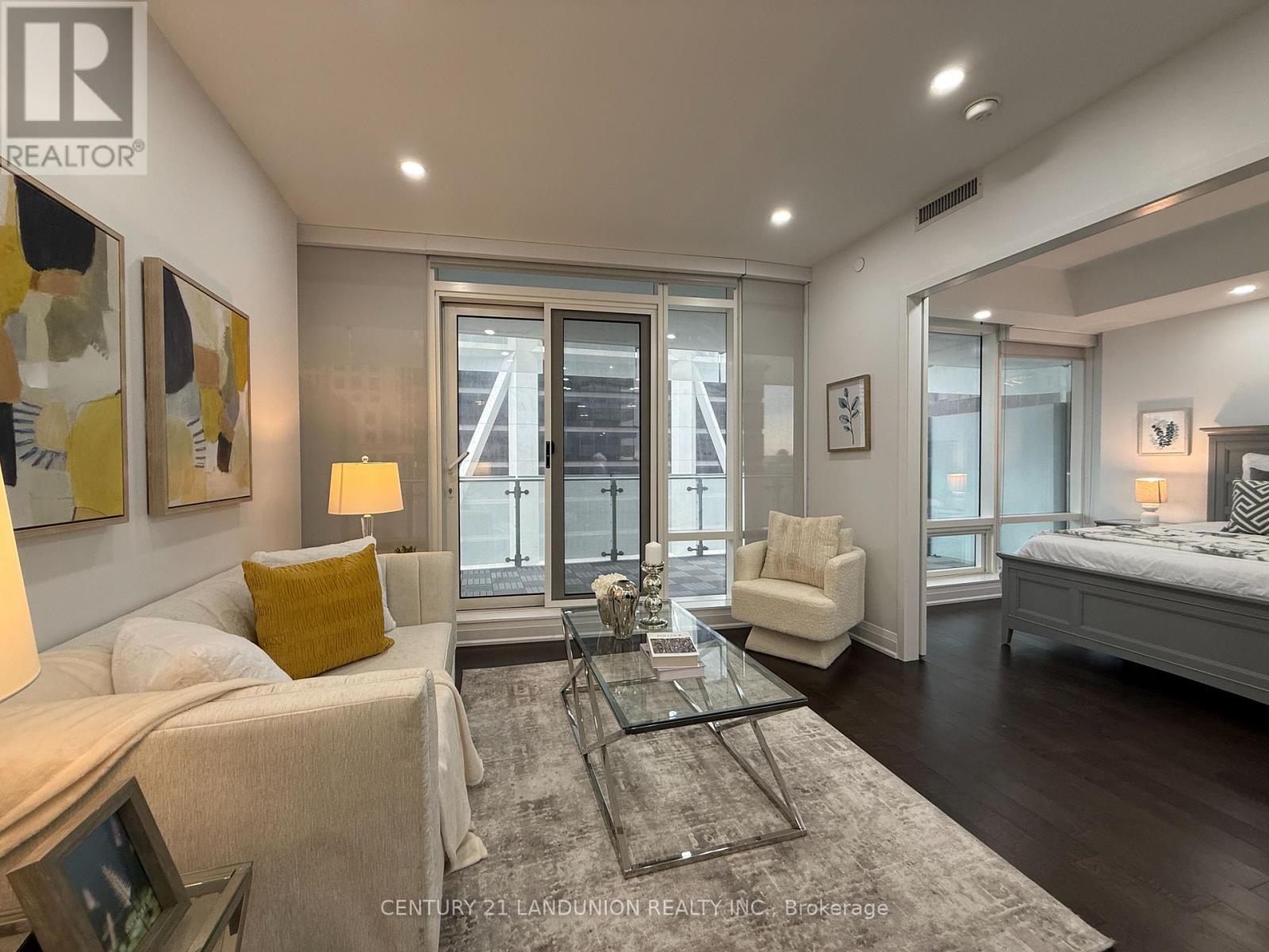 1508 - 1 Bloor Street E, Toronto, Ontario  M4W 0A8 - Photo 6 - C12647270