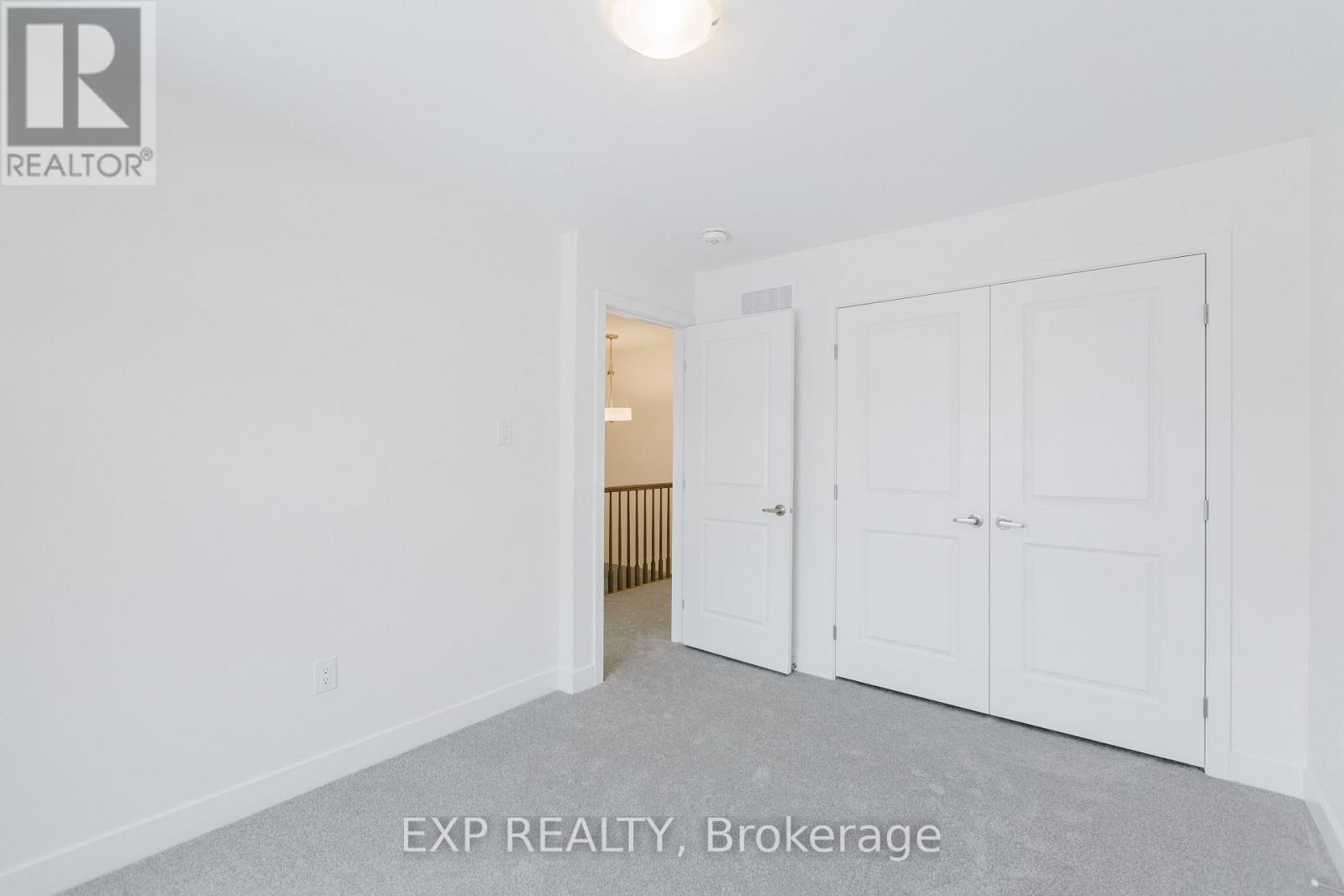 120 San Felice Circle, Ottawa, Ontario  K2S 2S2 - Photo 23 - X12644686