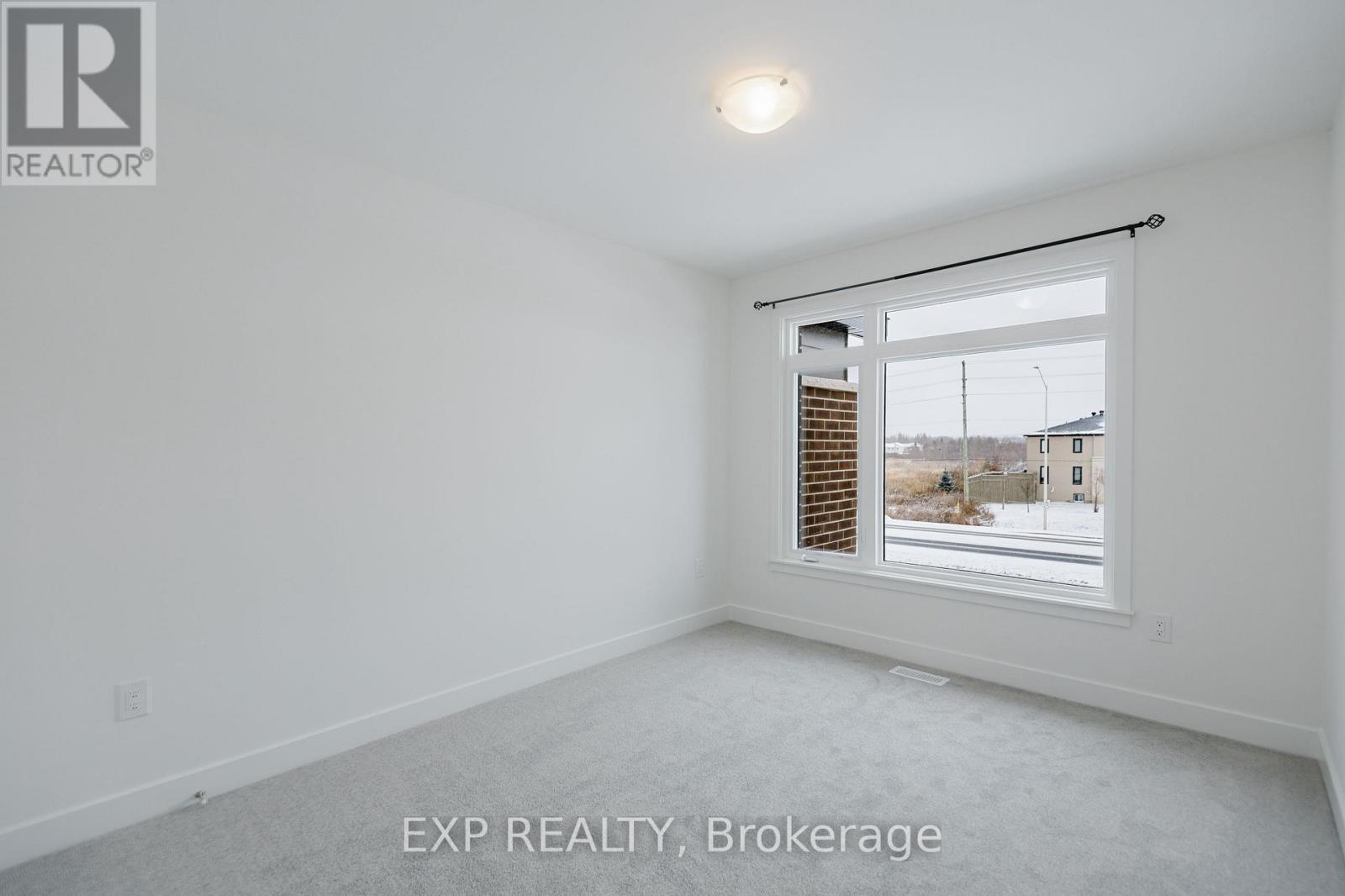 120 San Felice Circle, Ottawa, Ontario  K2S 2S2 - Photo 22 - X12644686