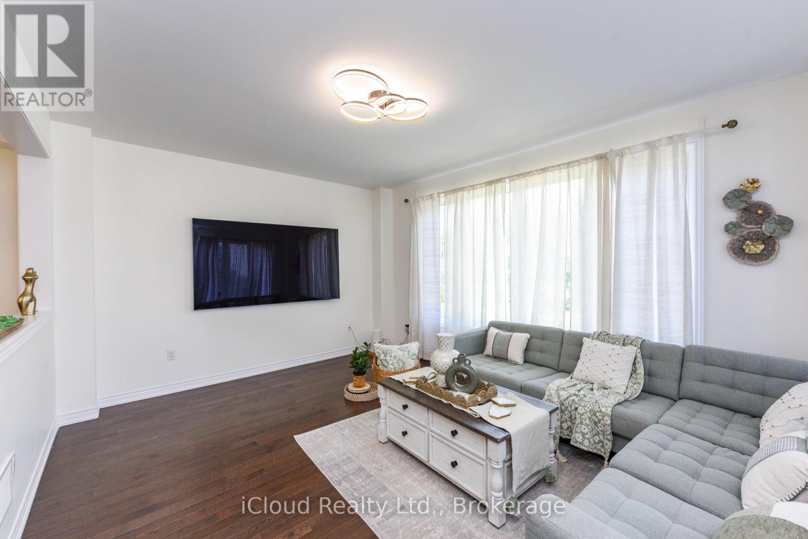 114 Thicketwood Avenue, Barrie, Ontario  L9J 0W8 - Photo 20 - S12647246