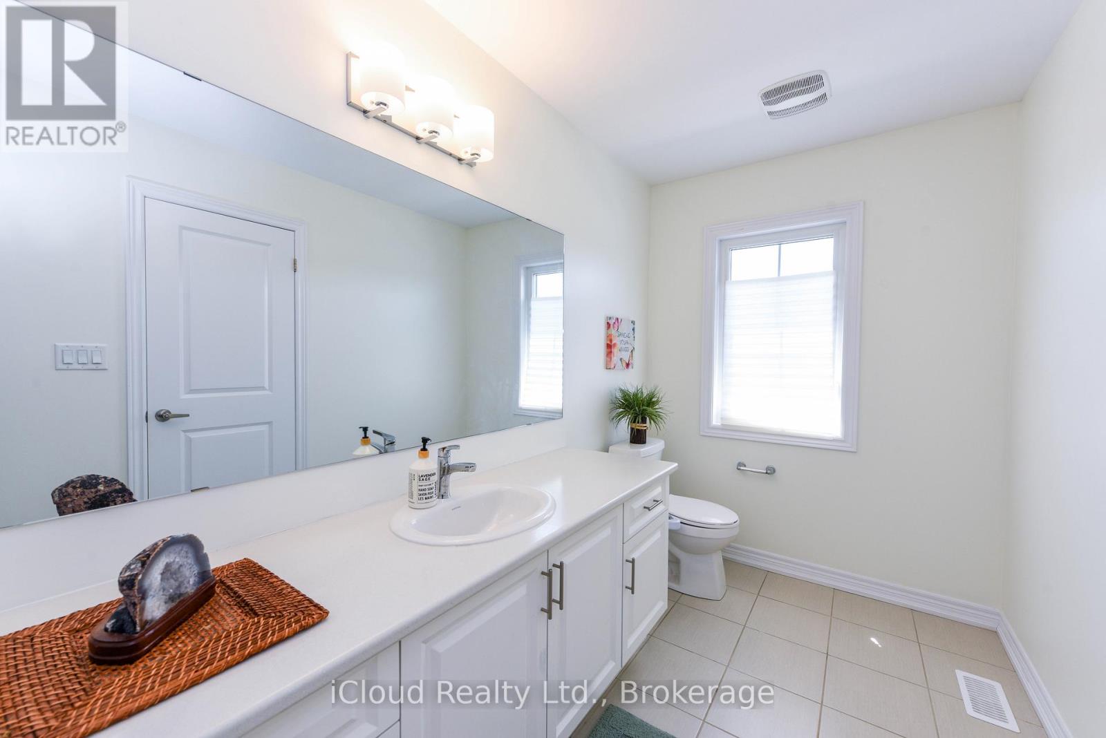 114 Thicketwood Avenue, Barrie, Ontario  L9J 0W8 - Photo 32 - S12647246