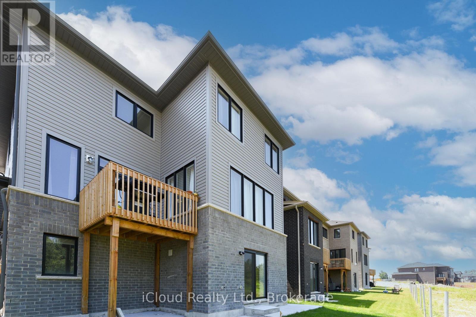 114 Thicketwood Avenue, Barrie, Ontario  L9J 0W8 - Photo 50 - S12647246