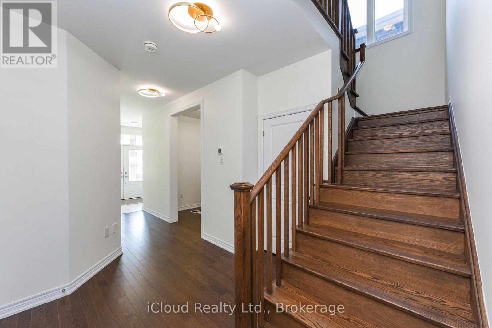 114 Thicketwood Avenue, Barrie, Ontario  L9J 0W8 - Photo 8 - S12647246