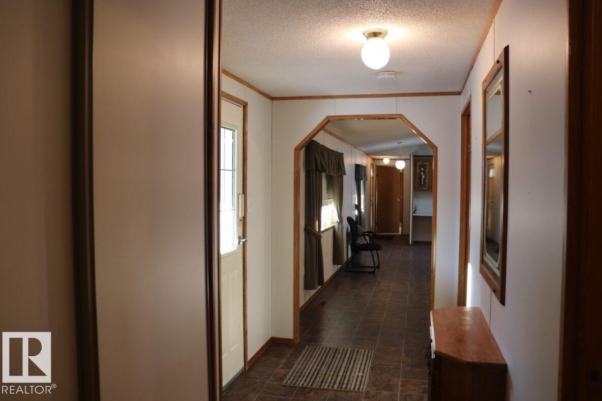 4824 52 St, Lougheed, Alberta  T0B 2V0 - Photo 18 - E4468505