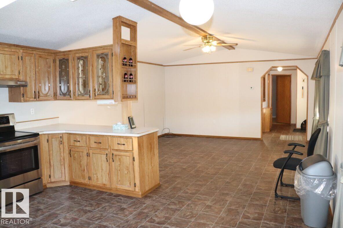 4824 52 St, Lougheed, Alberta  T0B 2V0 - Photo 12 - E4468505