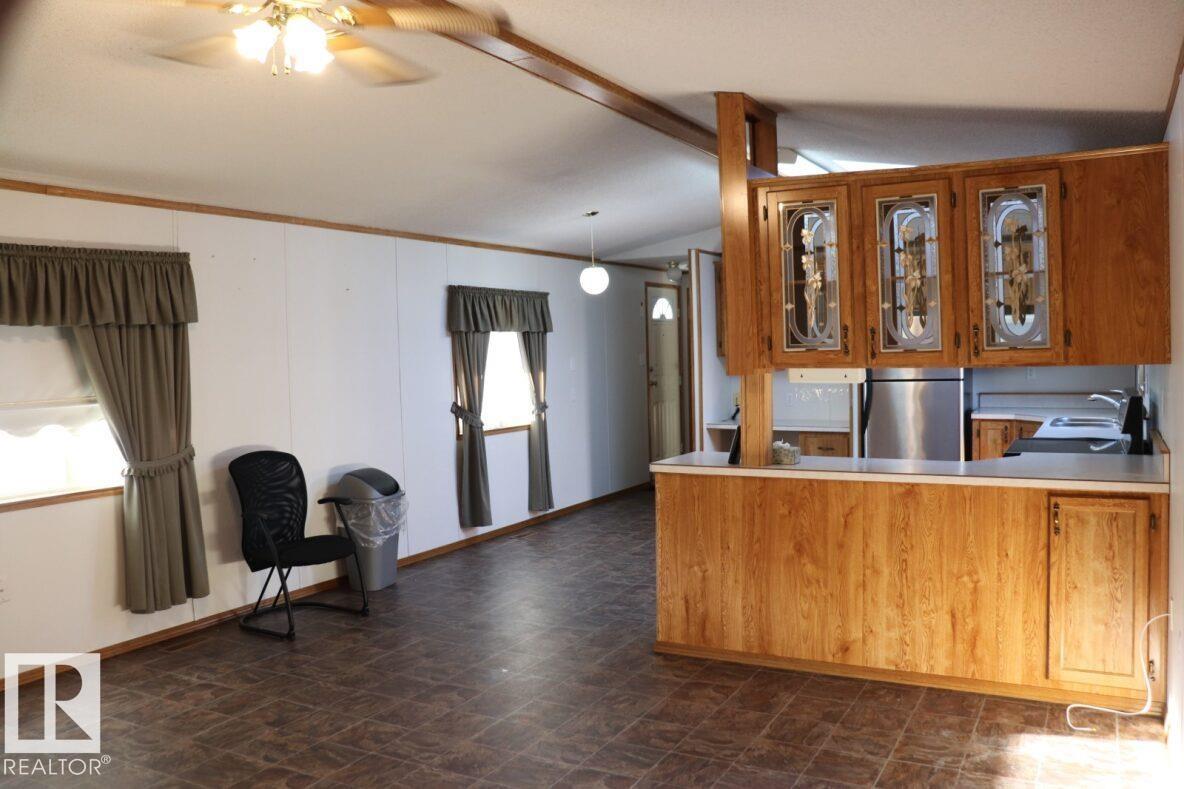 4824 52 St, Lougheed, Alberta  T0B 2V0 - Photo 13 - E4468505