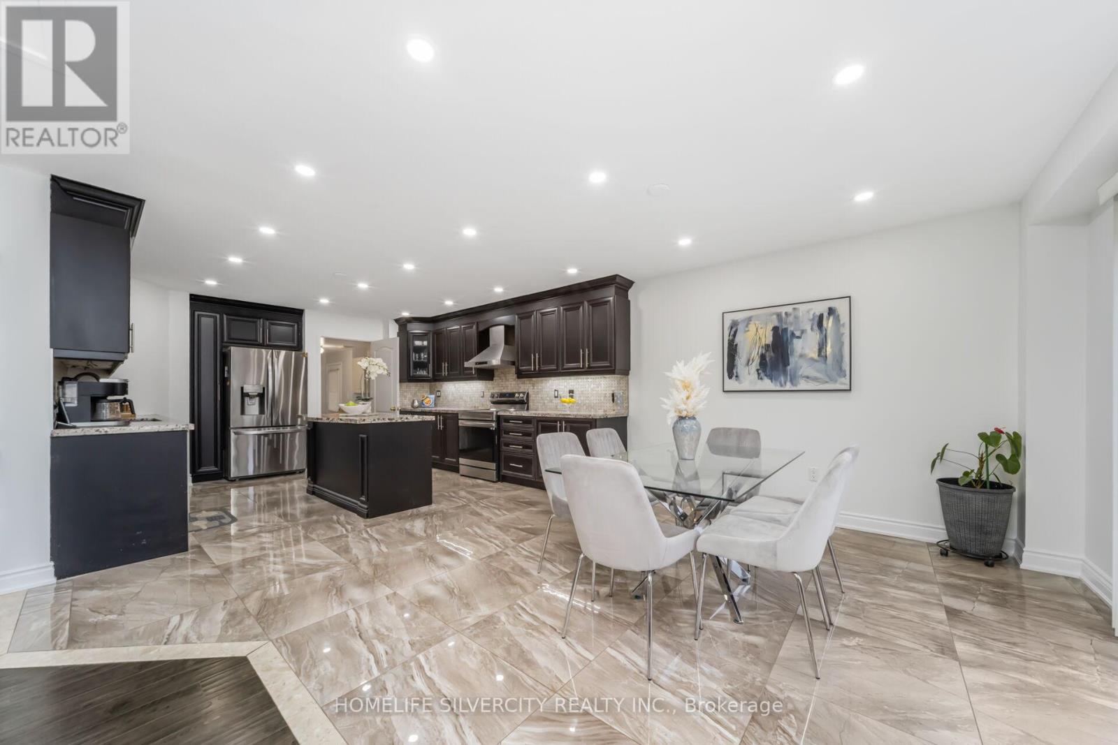 42 Avalanche Crescent, Brampton, Ontario  L6P 1M5 - Photo 12 - W12647252