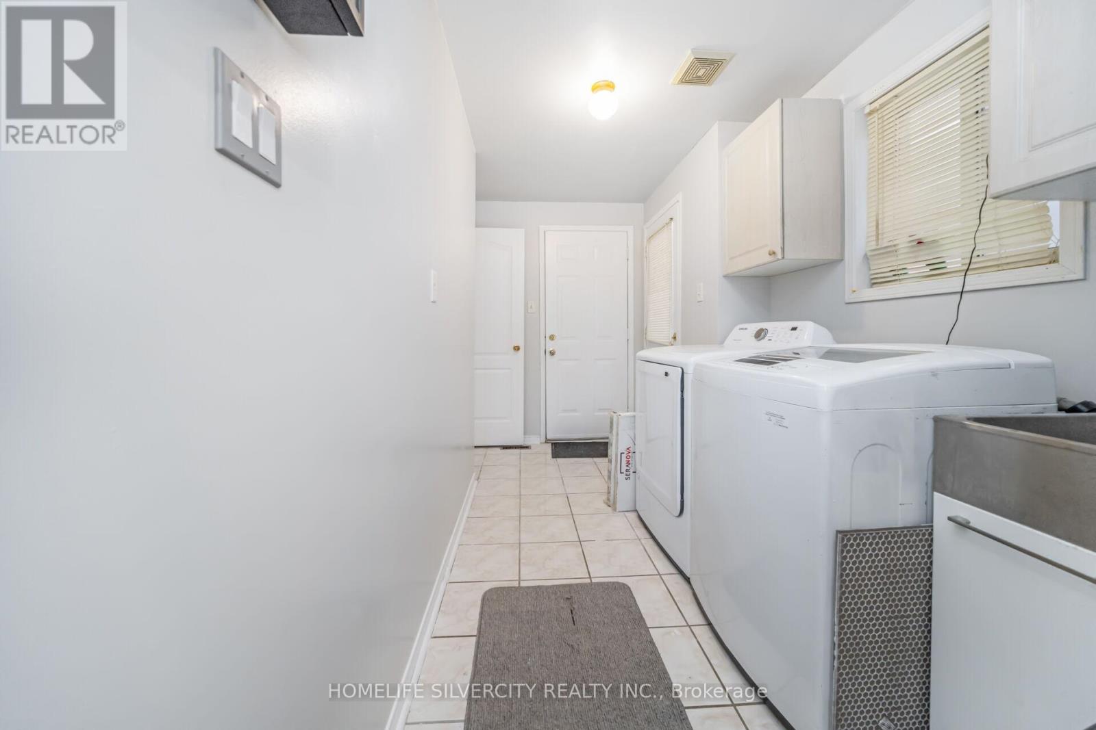 42 Avalanche Crescent, Brampton, Ontario  L6P 1M5 - Photo 19 - W12647252