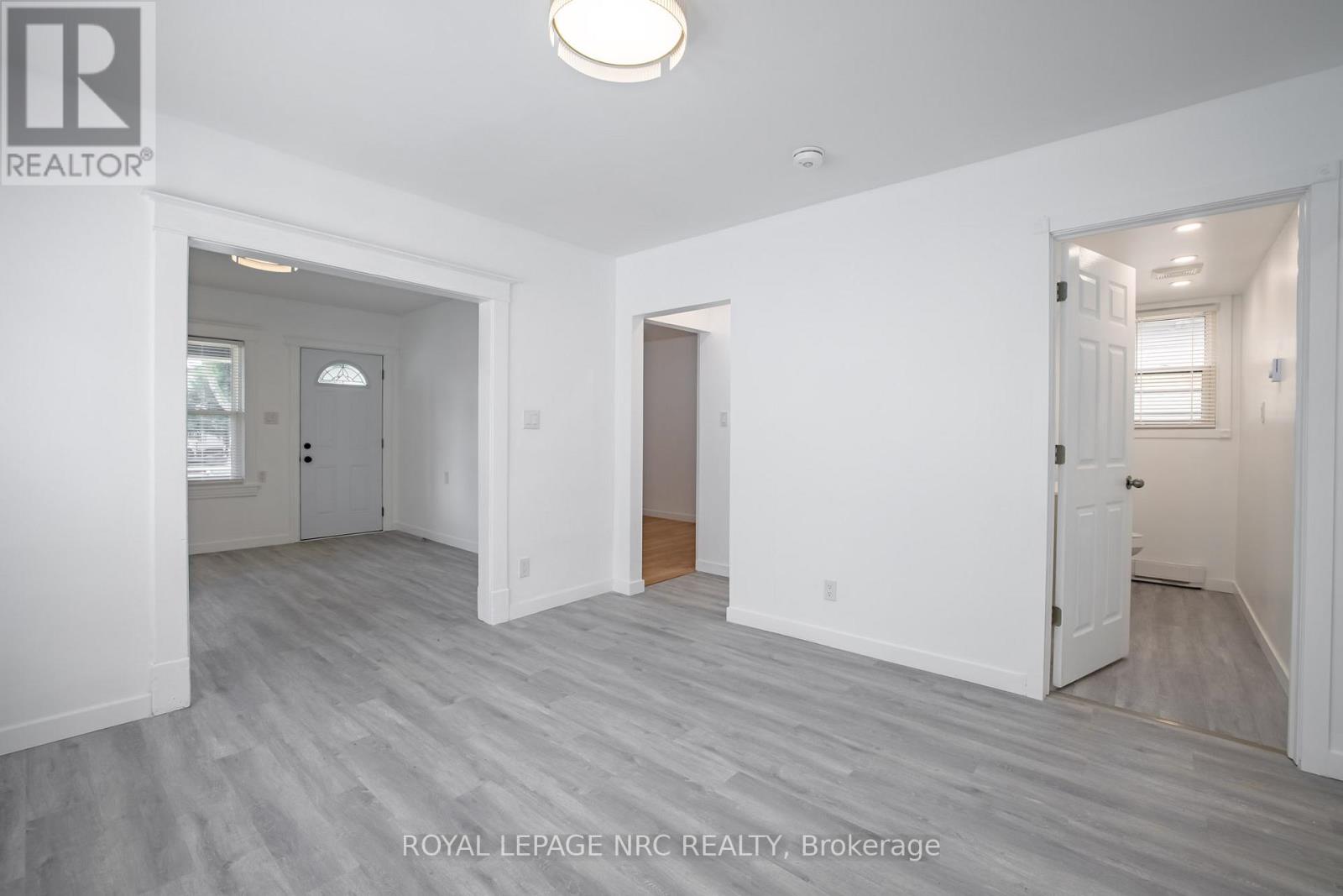 170 Niagara Street W, St. Catharines (E. Chester), Ontario  L2R 4L4 - Photo 8 - X12505730