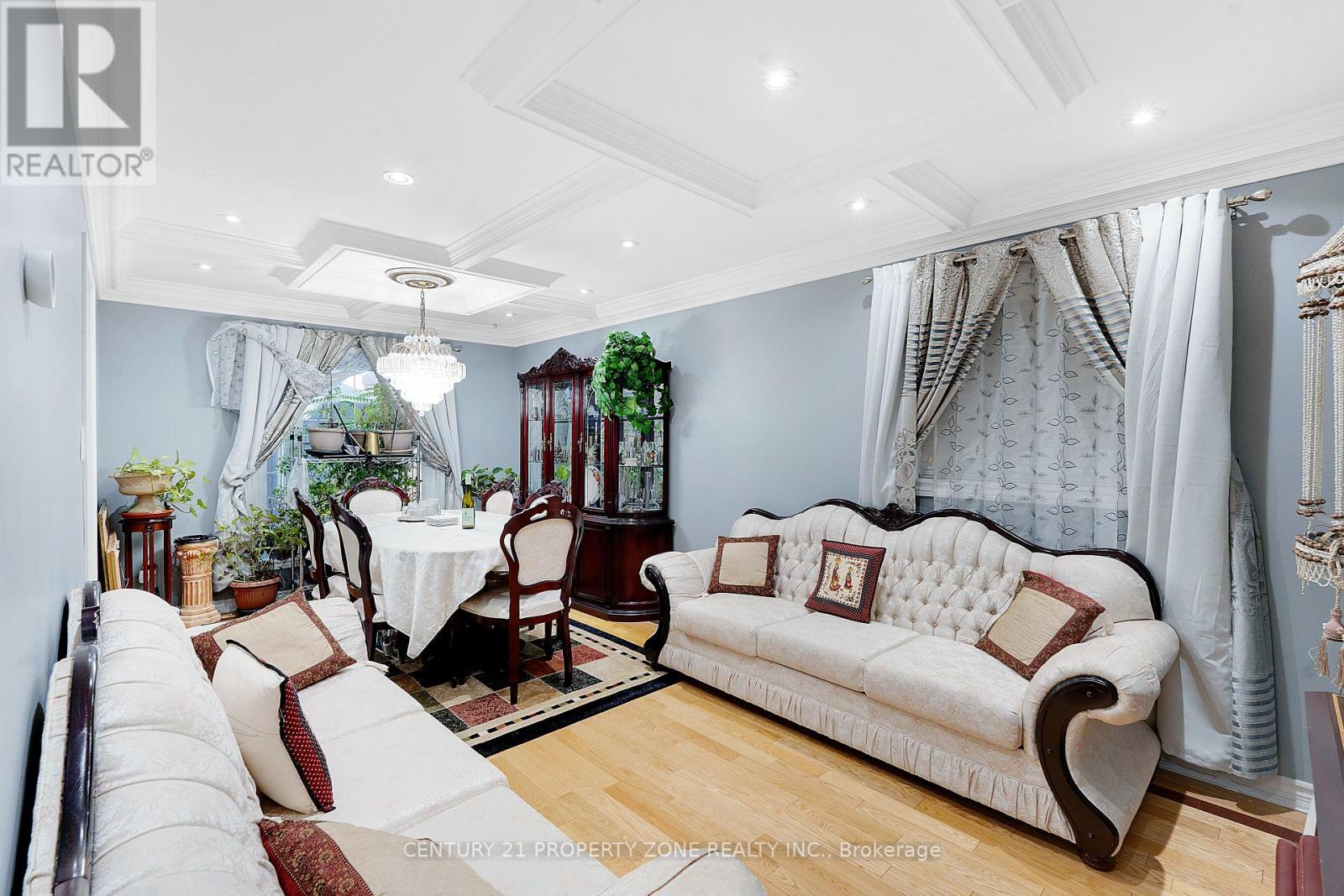 2565 Scarth Court, Mississauga, Ontario  L5M 5L2 - Photo 13 - W12645820