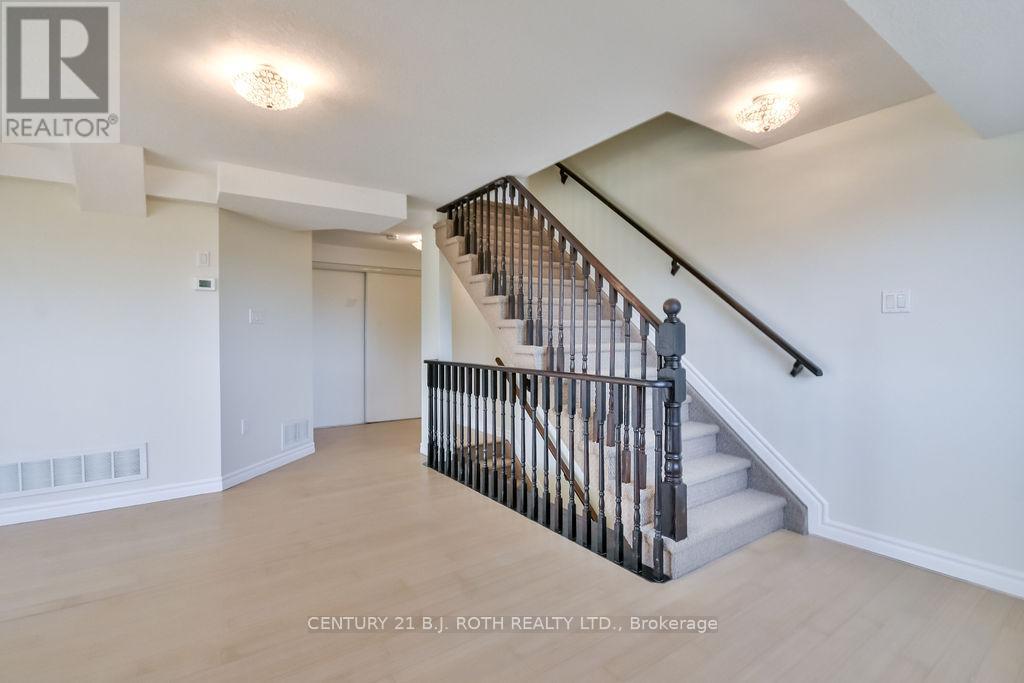 2 - 87 Goodwin Drive, Barrie, Ontario  L4N 6K4 - Photo 10 - S12647276