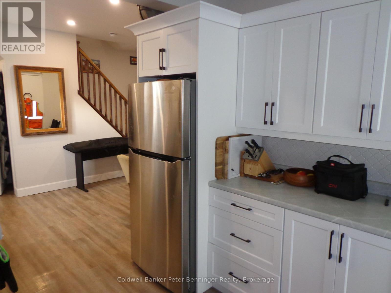 523 Mill Street, West Grey, Ontario  N0G 2M0 - Photo 13 - X12645880