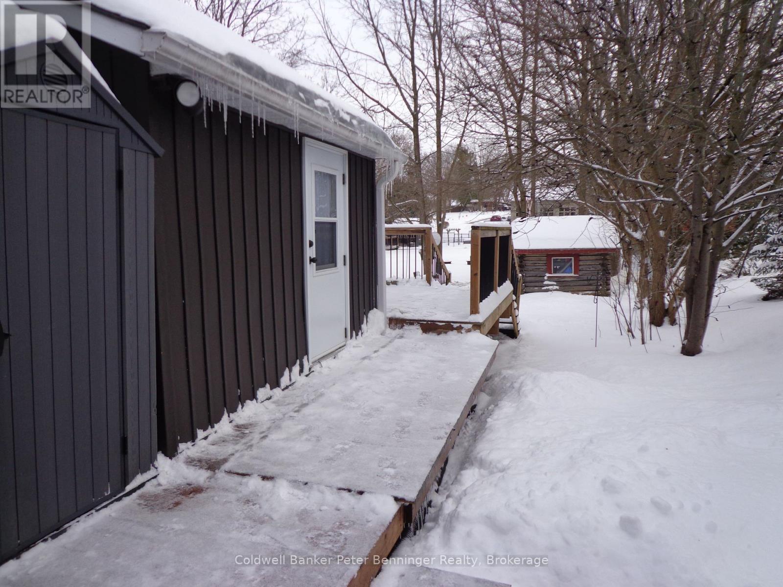 523 Mill Street, West Grey, Ontario  N0G 2M0 - Photo 8 - X12645880