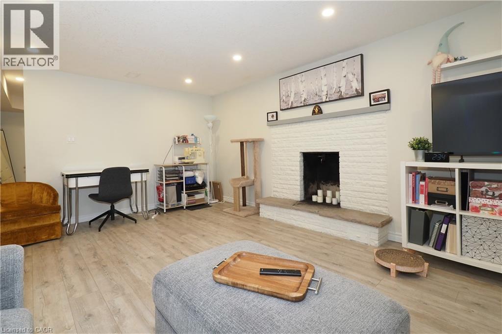 296 Dumfries Avenue, Kitchener, Ontario  N2H 2E8 - Photo 24 - 40788673