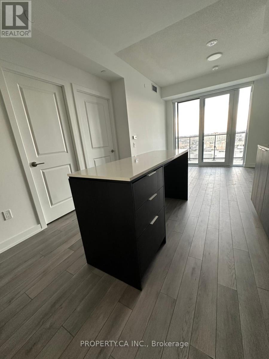 14 - 15 Skyridge Drive, Brampton, Ontario  L6P 4S3 - Photo 3 - W12645990