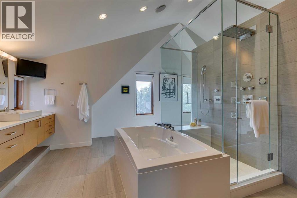 529 Sunderland Avenue Sw, Calgary, Alberta  T3C 2K5 - Photo 29 - A2256811