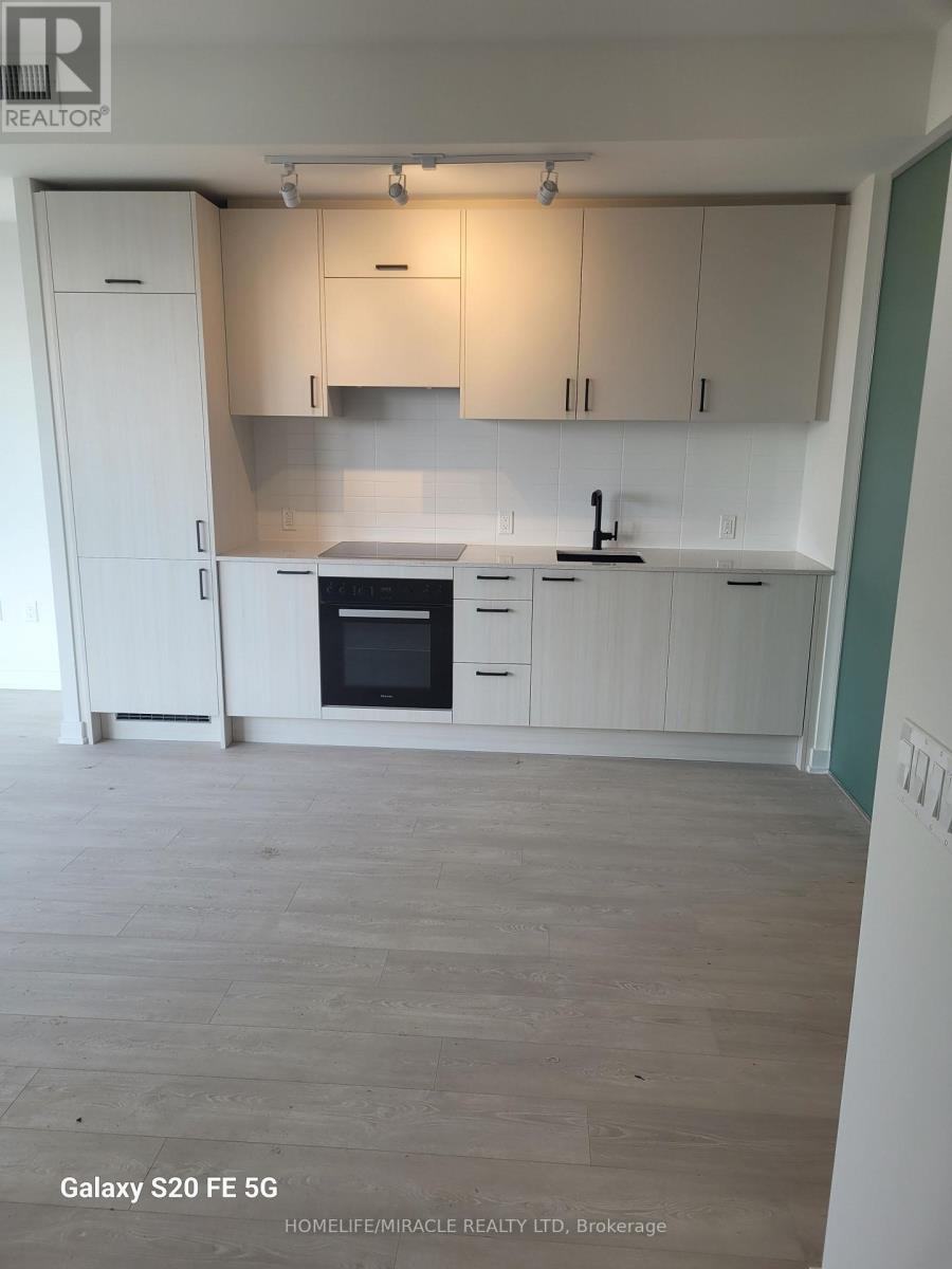 1816 - 1 Quarrington Lane, Toronto, Ontario  M3C 0S4 - Photo 2 - C12647288