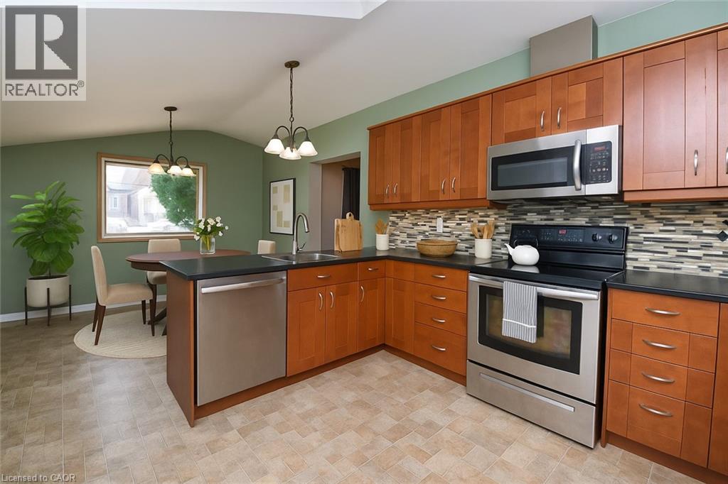 139 Chestnut Avenue, Brantford, Ontario  N3T 4C8 - Photo 9 - 40766009