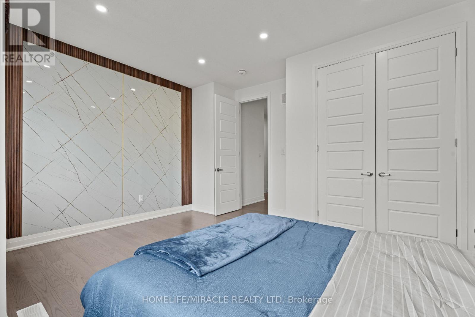 3118 Travertine Drive, Oakville, Ontario  L6M 5N8 - Photo 31 - W12647280