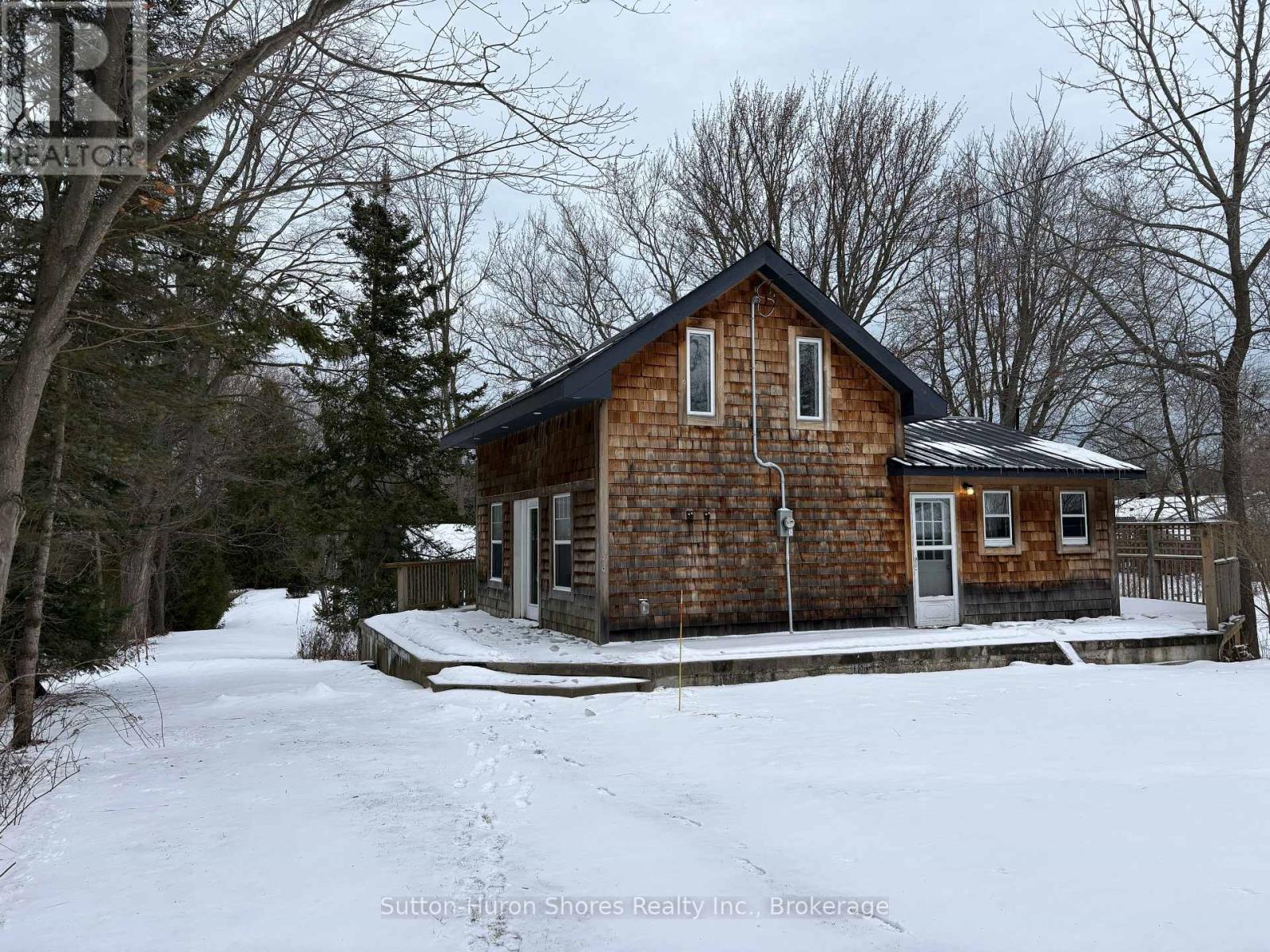 60 GRENVILLE STREET N, Saugeen Shores, Ontario