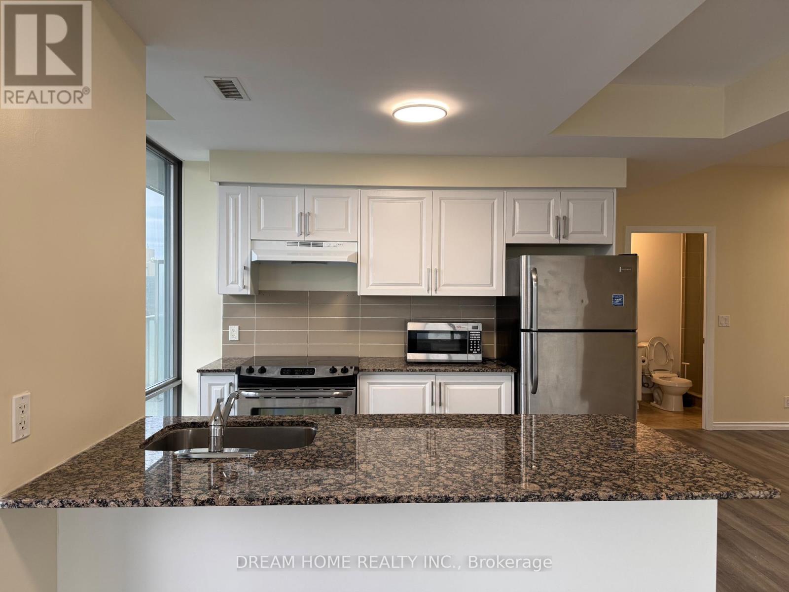 3405 - 832 Bay Street, Toronto, Ontario  M5S 1Z6 - Photo 6 - C12644624