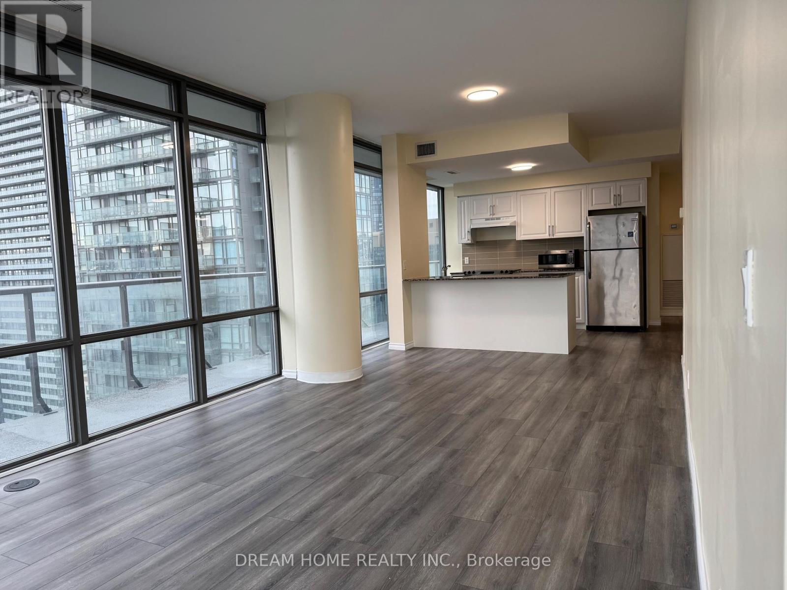 3405 - 832 Bay Street, Toronto, Ontario  M5S 1Z6 - Photo 3 - C12644624