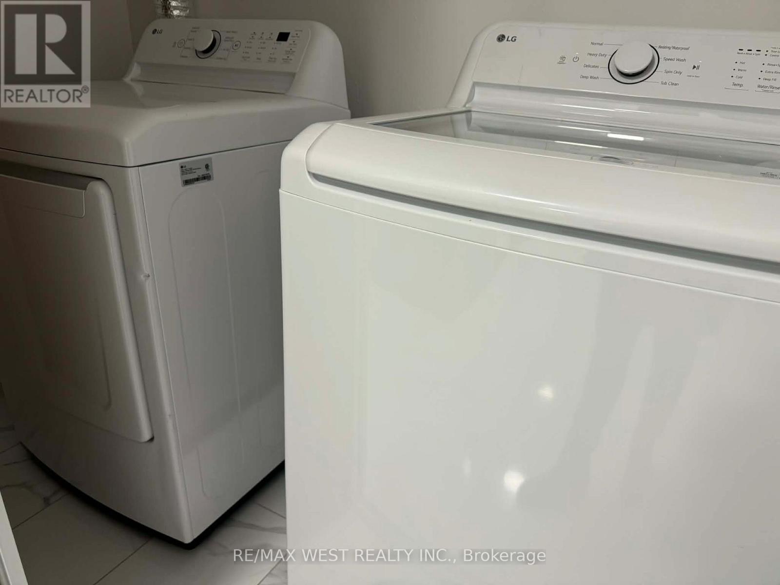 2316 - 370 Dixon Road, Toronto, Ontario  M9R 1T2 - Photo 8 - W12647262