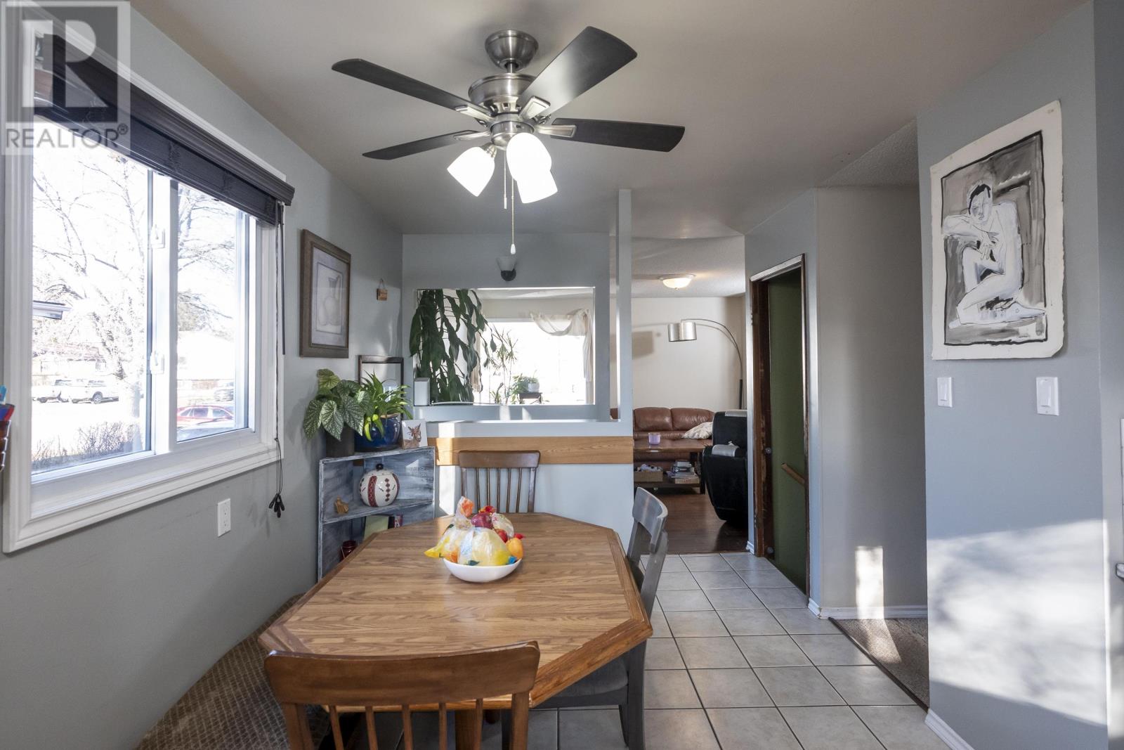 522 Redwood Undefined W, Thunder Bay, Ontario  P7C 5A3 - Photo 12 - TB253660